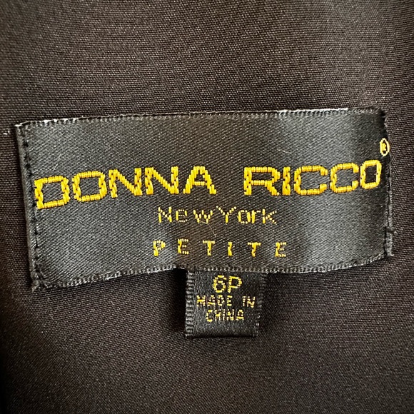 Donna Ricco - Vanilla/Black Sleeveless Dress - Picture 2 of 11